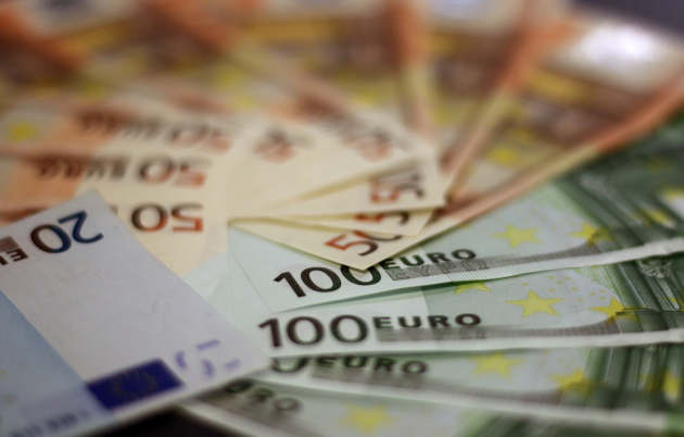 Euro verzwakt als gevolg van ECB-aankondiging